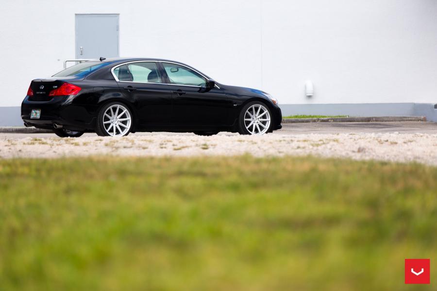  Infiniti G37 on Vossen Wheels (VFS10) 2017 года  (фото 29 из 38)